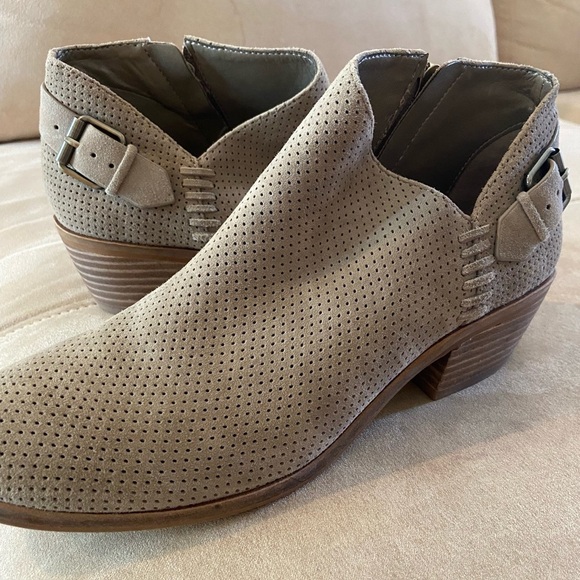 Vince Camuto Suede Booties With Buckle Size 6 - Picture 5 of 8